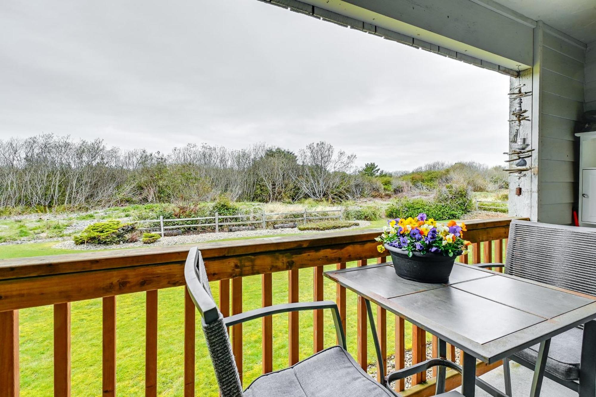 Ocean Shores Condo With Balcony Less Than 1 Mi To Beach! Kültér fotó